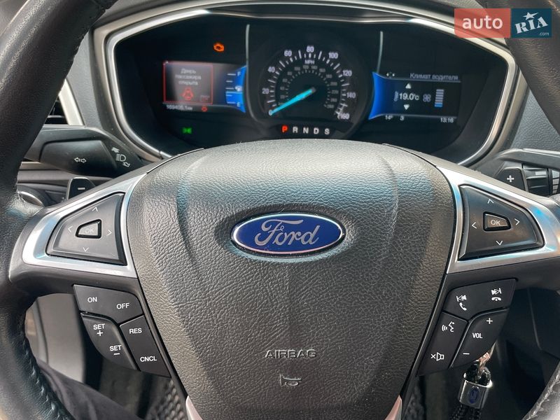 Седан Ford Fusion 2016 в Ічні