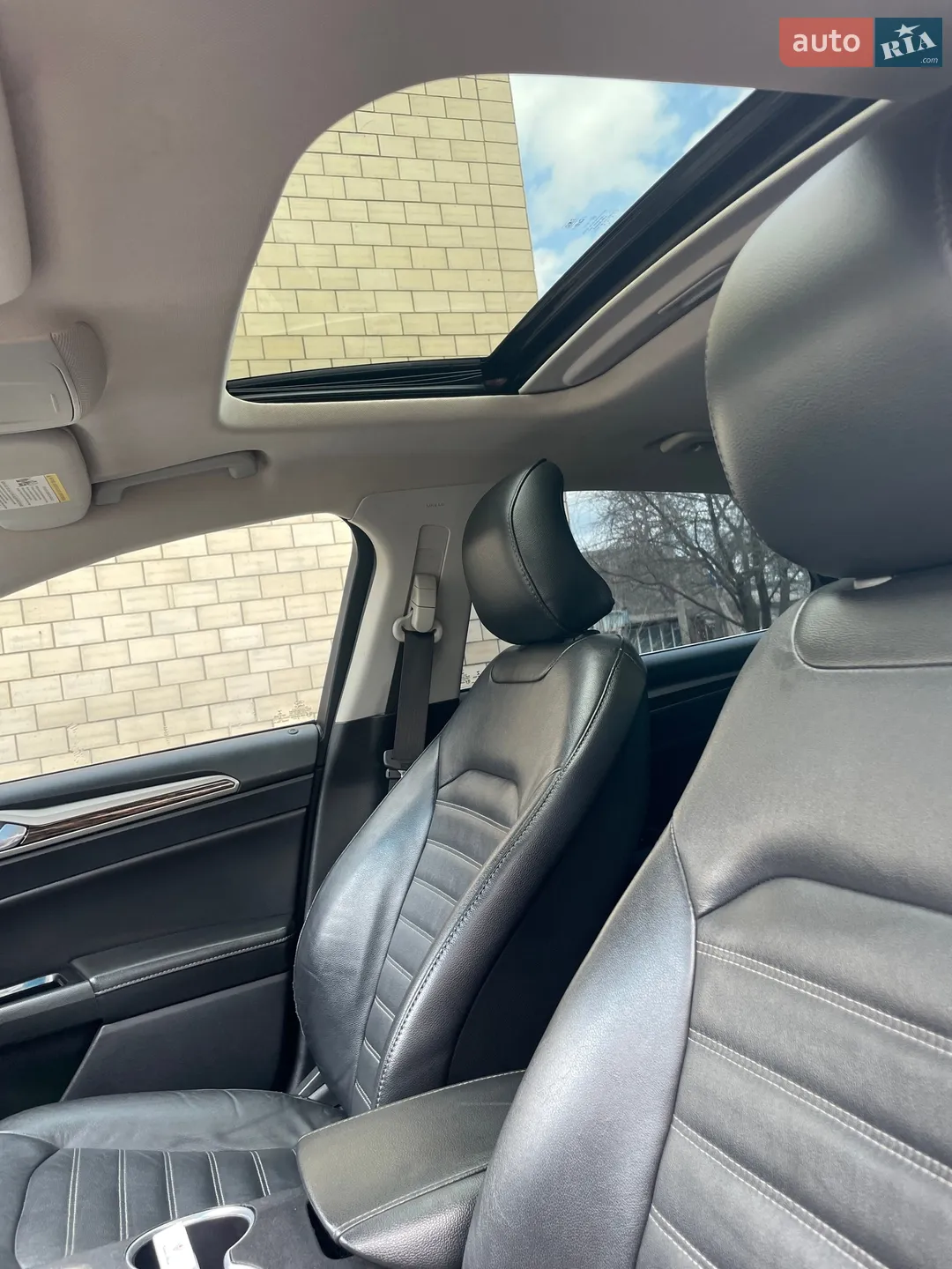 2016 Ford Fusion - мініатюра 26