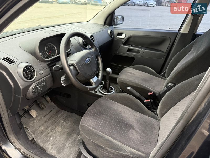 Хэтчбек Ford Fusion 2005 в Киеве фото 10 Хэтчбек Ford Fusion 2005 в Киеве