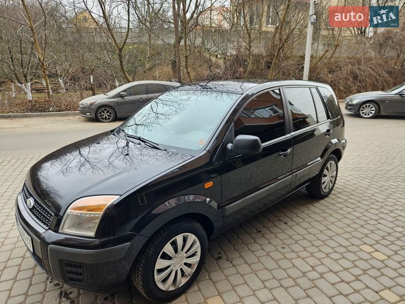 Хэтчбек Ford Fusion 2010 в Виннице