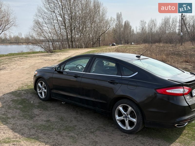 Седан Ford Fusion 2014 в Киеве