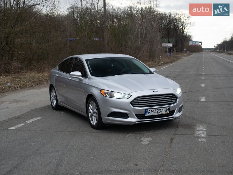 Седан Ford Fusion 2016 в Житомирі