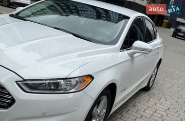 Седан Ford Fusion 2013 в Ивано-Франковске
