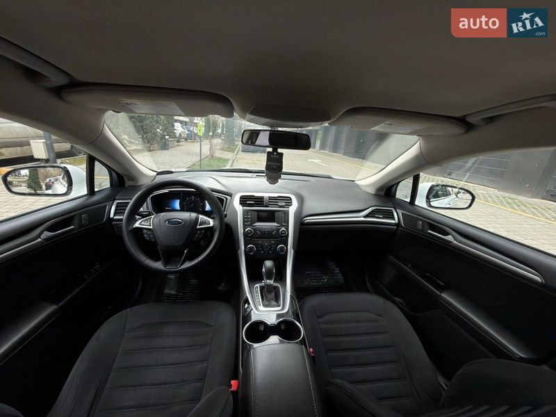Седан Ford Fusion 2013 в Ивано-Франковске