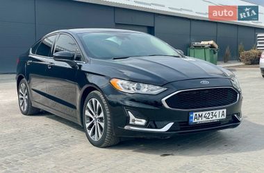 Седан Ford Fusion 2019 в Житомире