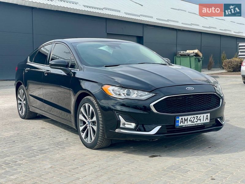 Седан Ford Fusion 2019 в Житомире