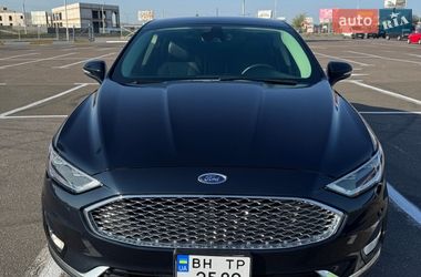 Седан Ford Fusion 2020 в Олександрії