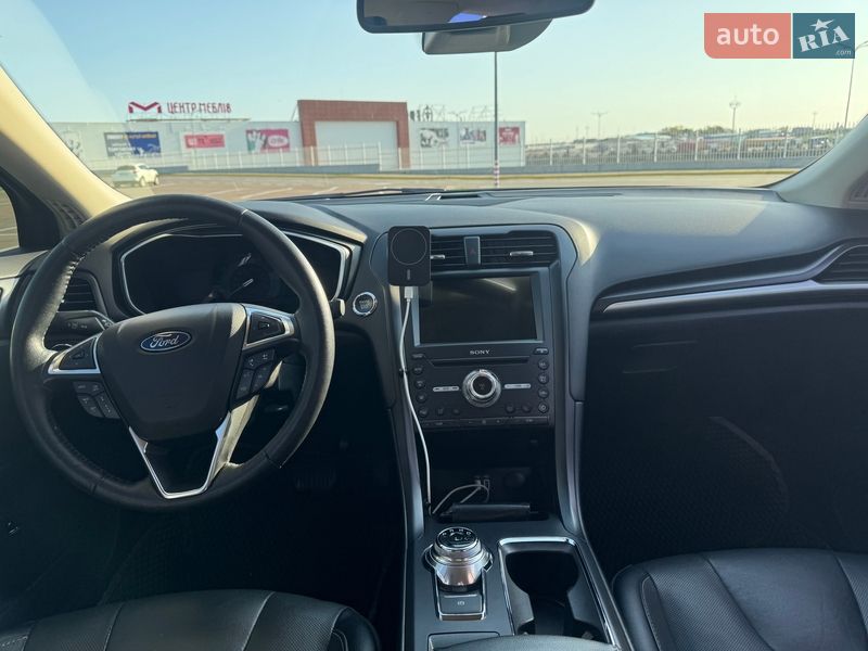Седан Ford Fusion 2020 в Олександрії