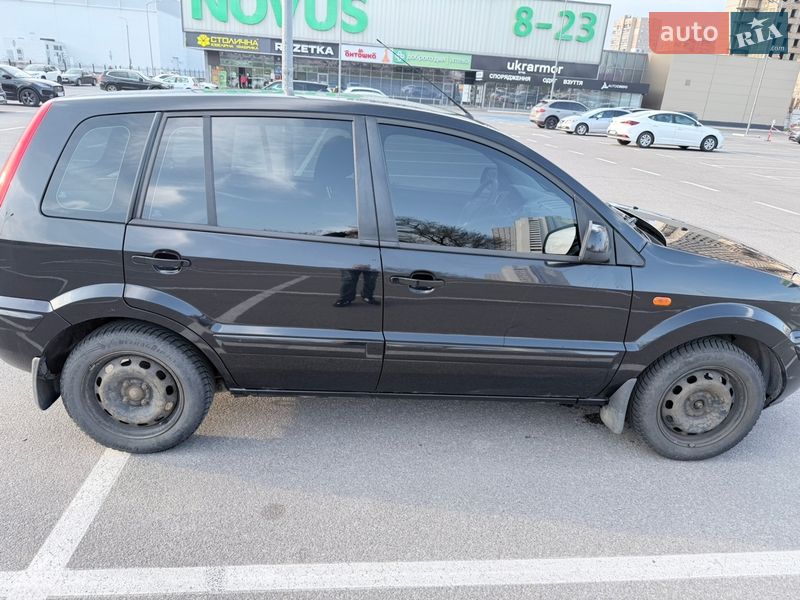 Хэтчбек Ford Fusion 2011 в Киеве