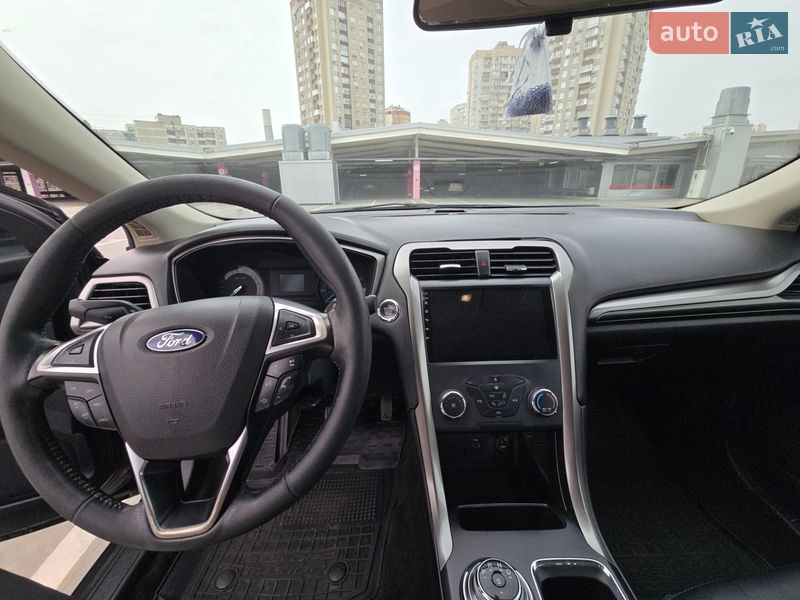 Седан Ford Fusion 2016 в Києві фото 5 Седан Ford Fusion 2016 в Києві