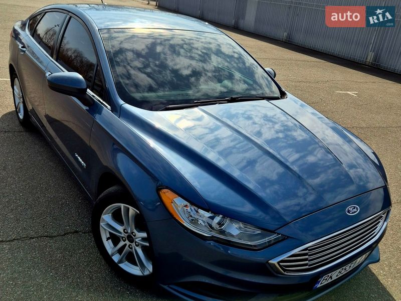 Седан Ford Fusion 2018 в Киеве фото 5 Седан Ford Fusion 2018 в Киеве