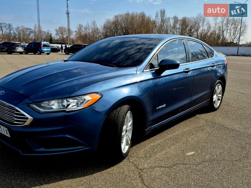 Седан Ford Fusion 2018 в Киеве фото 15 Седан Ford Fusion 2018 в Киеве