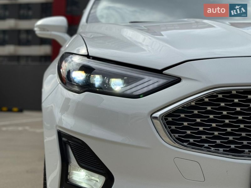 Седан Ford Fusion 2020 в Києві