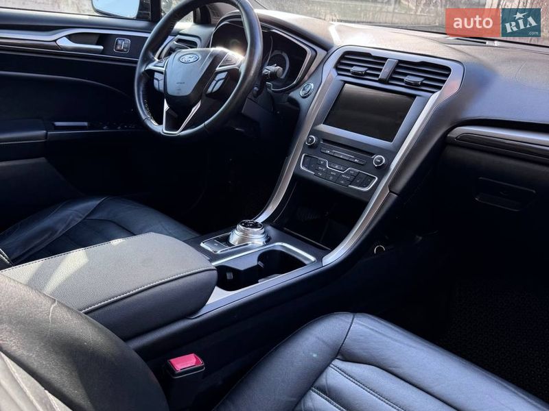 Седан Ford Fusion 2016 в Харькове фото 5 Седан Ford Fusion 2016 в Харькове