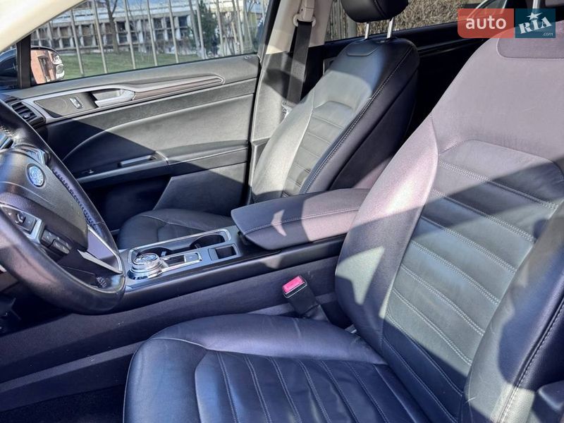 Седан Ford Fusion 2016 в Харькове фото 6 Седан Ford Fusion 2016 в Харькове