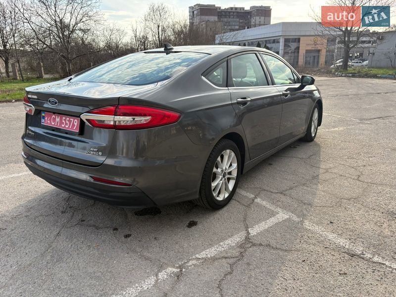 Седан Ford Fusion 2019 в Запорожье