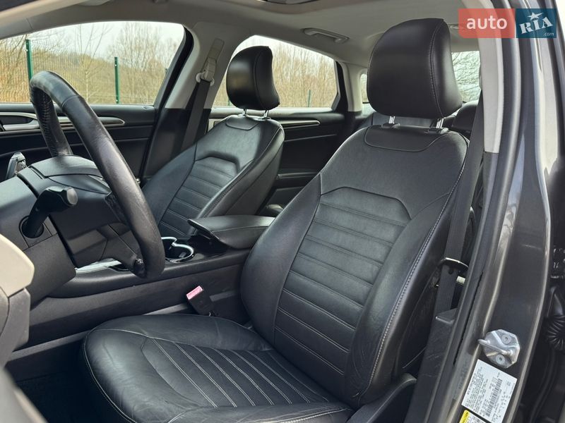 Седан Ford Fusion 2016 в Дрогобыче