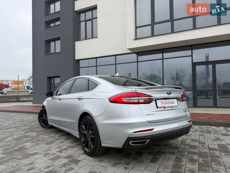 Седан Ford Fusion 2019 в Ивано-Франковске