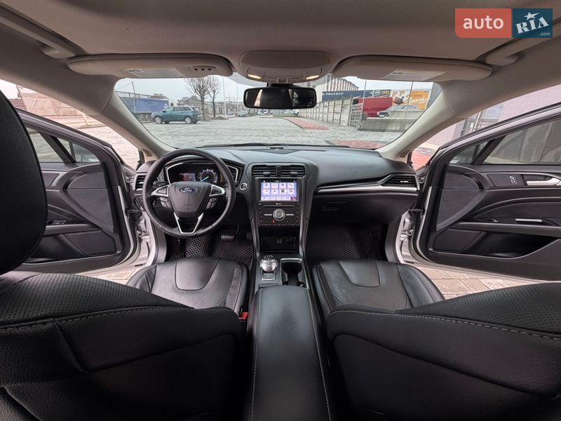 Седан Ford Fusion 2019 в Ивано-Франковске