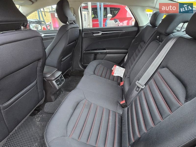 Седан Ford Fusion 2015 в Сарнах фото 10 Седан Ford Fusion 2015 в Сарнах