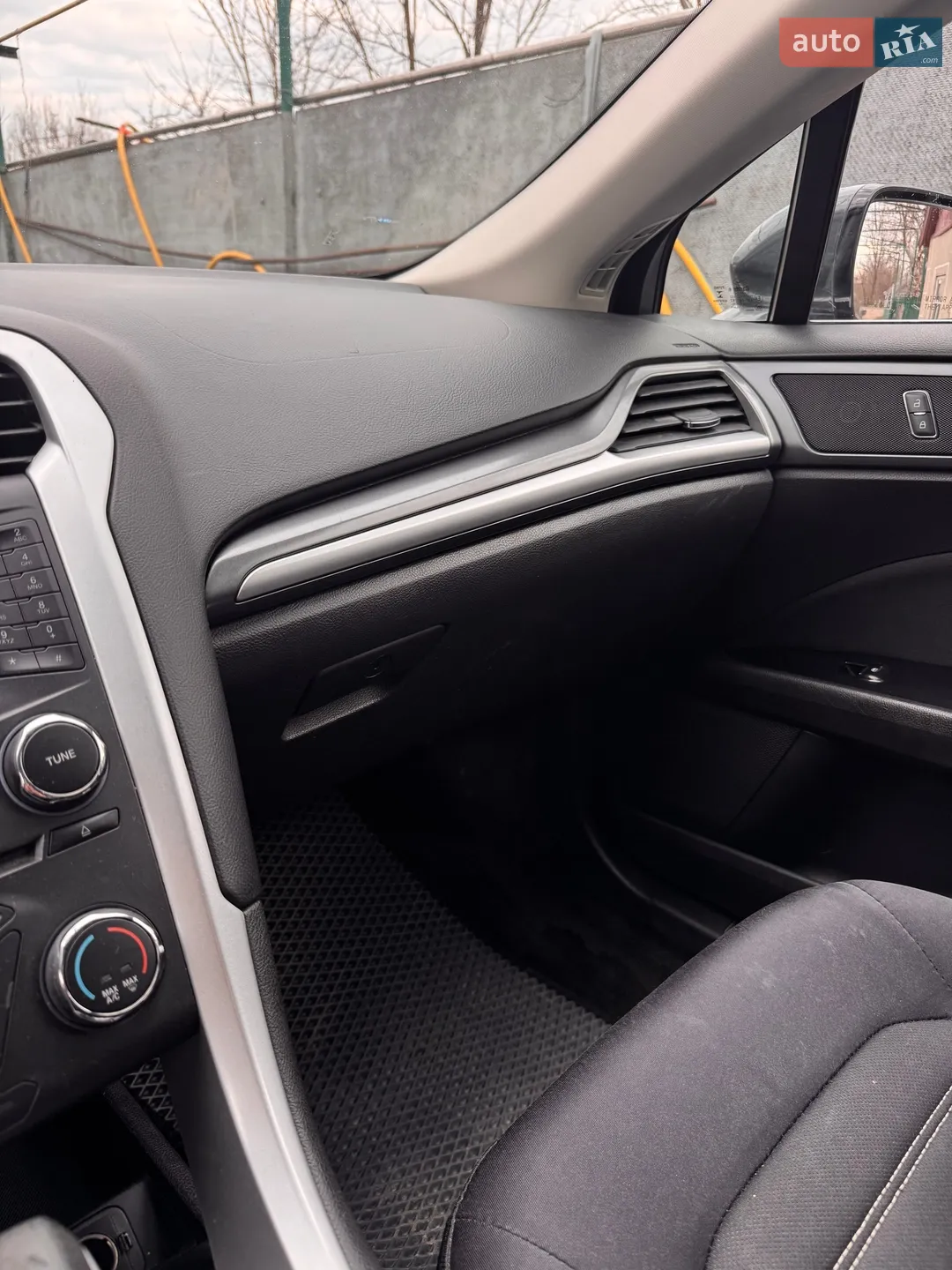 2015 Ford Fusion - мініатюра 24