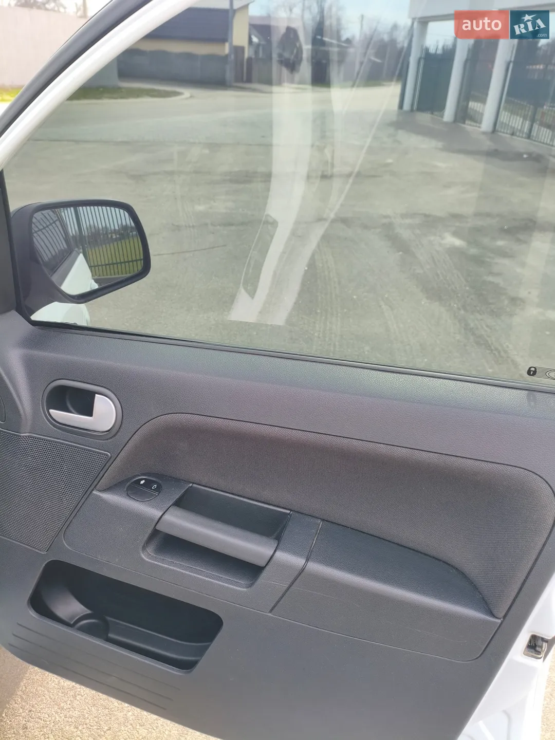 2011 Ford Fusion - мініатюра 20