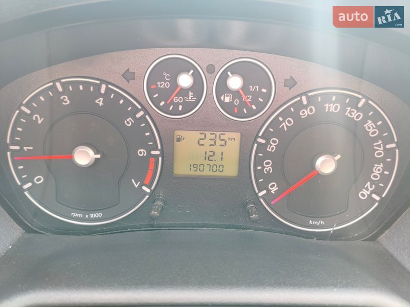 Хетчбек Ford Fusion 2011 в Броварах