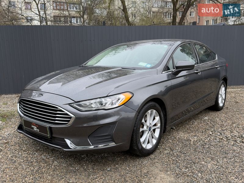 Седан Ford Fusion 2019 в Ивано-Франковске