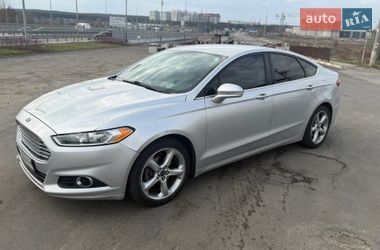 Седан Ford Fusion 2015 в Києві