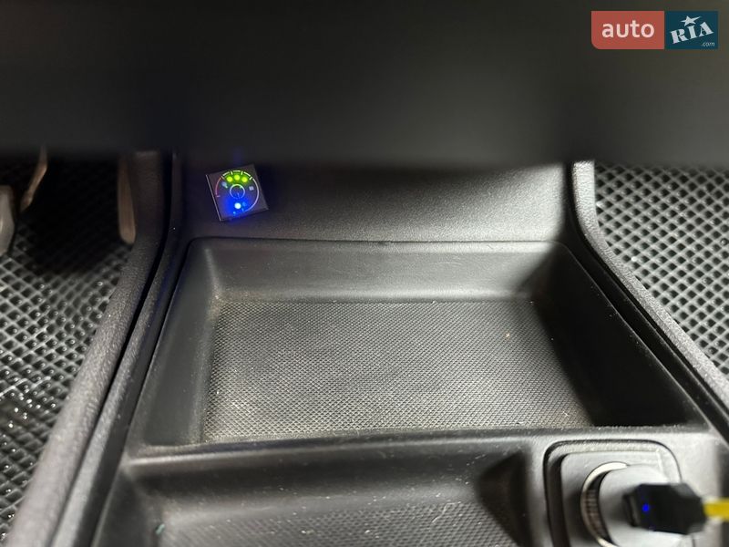 Седан Ford Fusion 2012 в Вышгороде