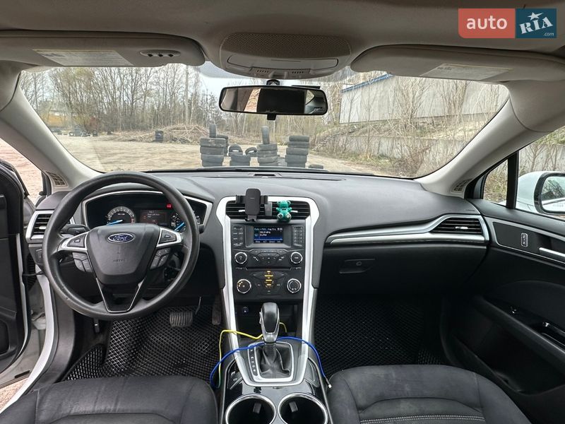 Седан Ford Fusion 2012 в Вышгороде