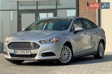 Седан Ford Fusion 2014 в Львові