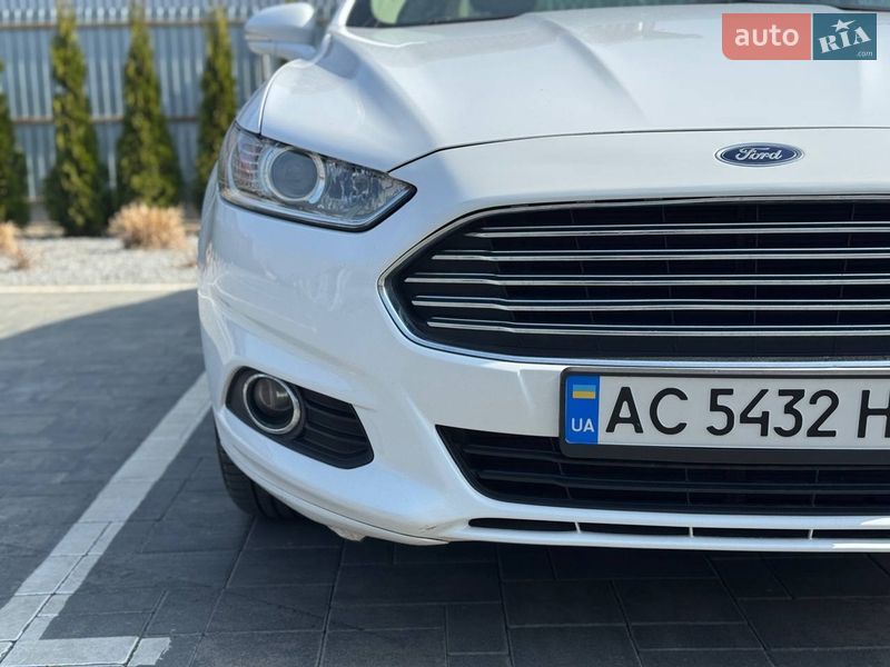 Седан Ford Fusion 2016 в Луцьку
