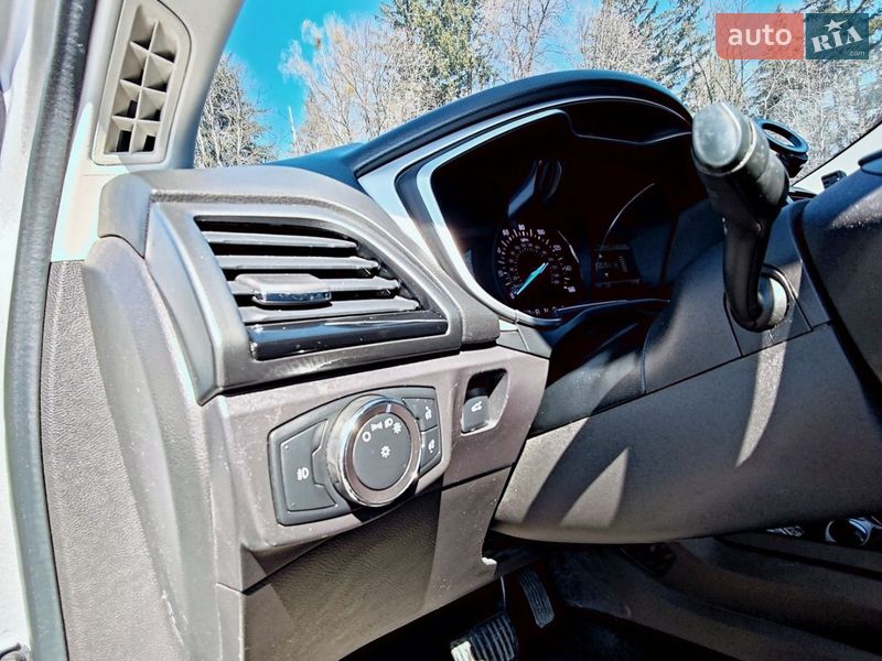 Седан Ford Fusion 2015 в Немишаево