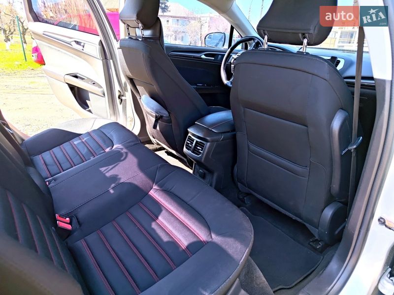 Седан Ford Fusion 2015 в Немишаево