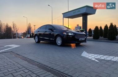Седан Ford Fusion 2016 в Киеве