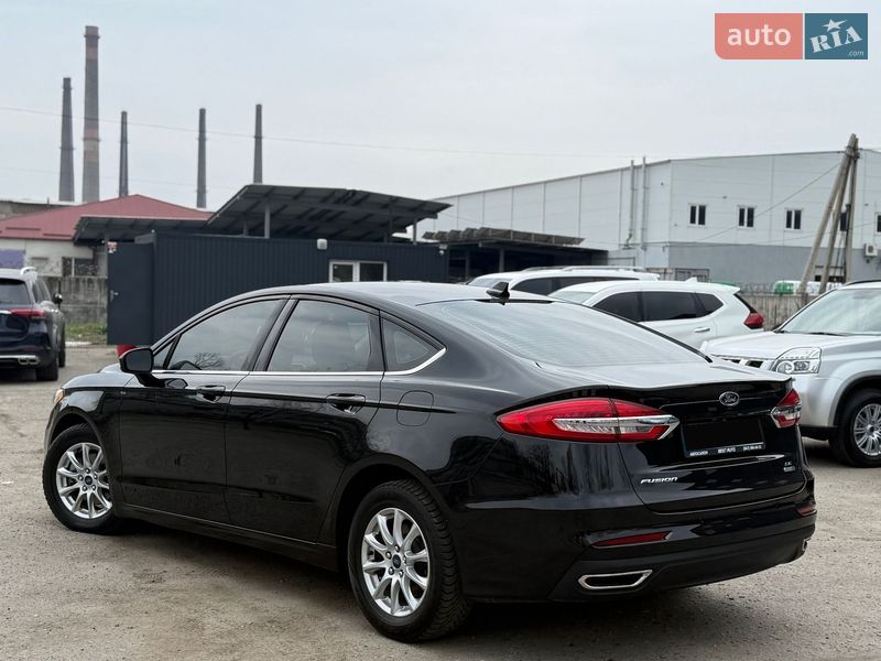 Седан Ford Fusion 2020 в Днепре