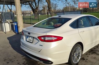 Седан Ford Fusion 2012 в Кривом Роге