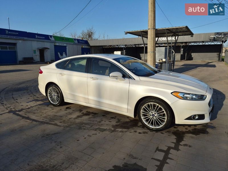 Седан Ford Fusion 2012 в Кривом Роге