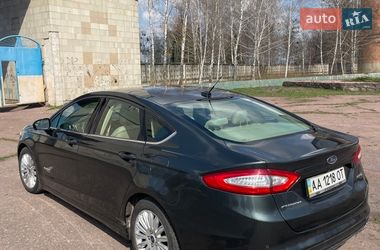 Седан Ford Fusion 2015 в Киеве фото 9 Седан Ford Fusion 2015 в Киеве