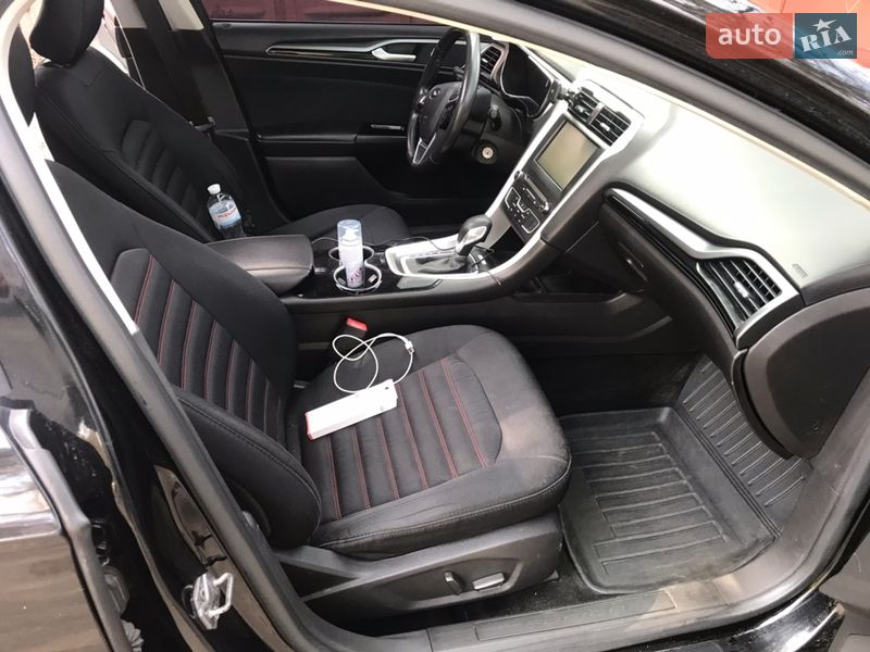 Седан Ford Fusion 2016 в Києві