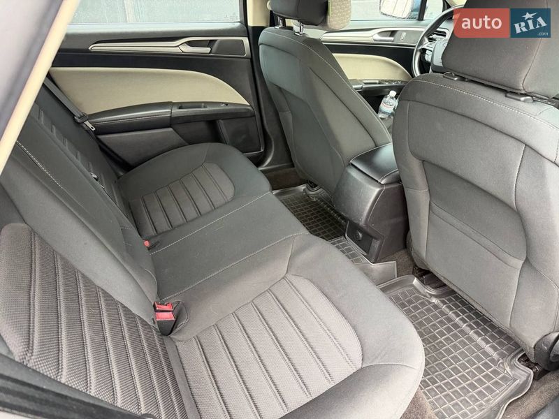 Седан Ford Fusion 2019 в Киеве фото 15 Седан Ford Fusion 2019 в Киеве