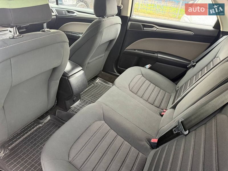 Седан Ford Fusion 2019 в Киеве фото 17 Седан Ford Fusion 2019 в Киеве