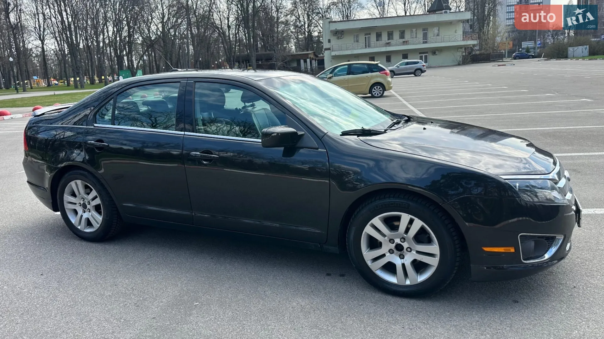 2010 Ford Fusion - фото 1