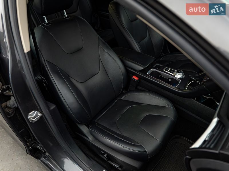 Седан Ford Fusion 2016 в Киеве фото 19 Седан Ford Fusion 2016 в Киеве