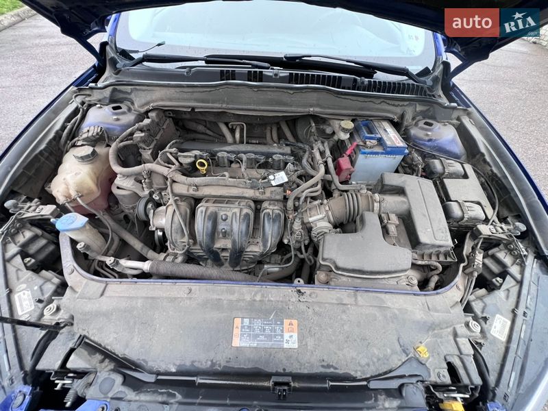 Седан Ford Fusion 2013 в Смілі