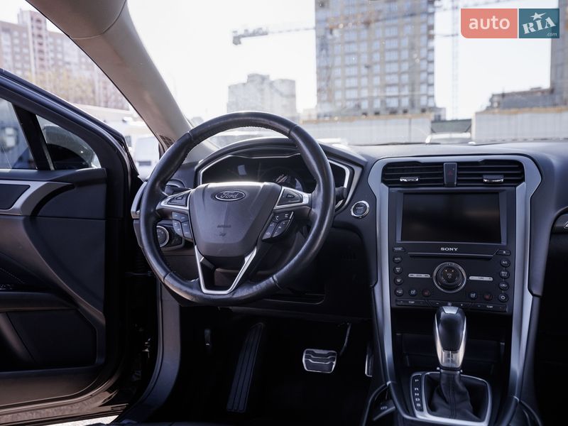 Седан Ford Fusion 2015 в Киеве