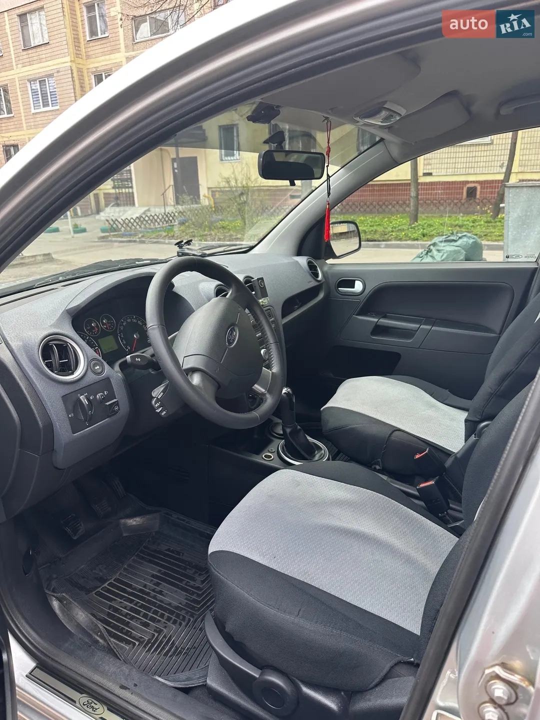 2010 Ford Fusion - мініатюра 4