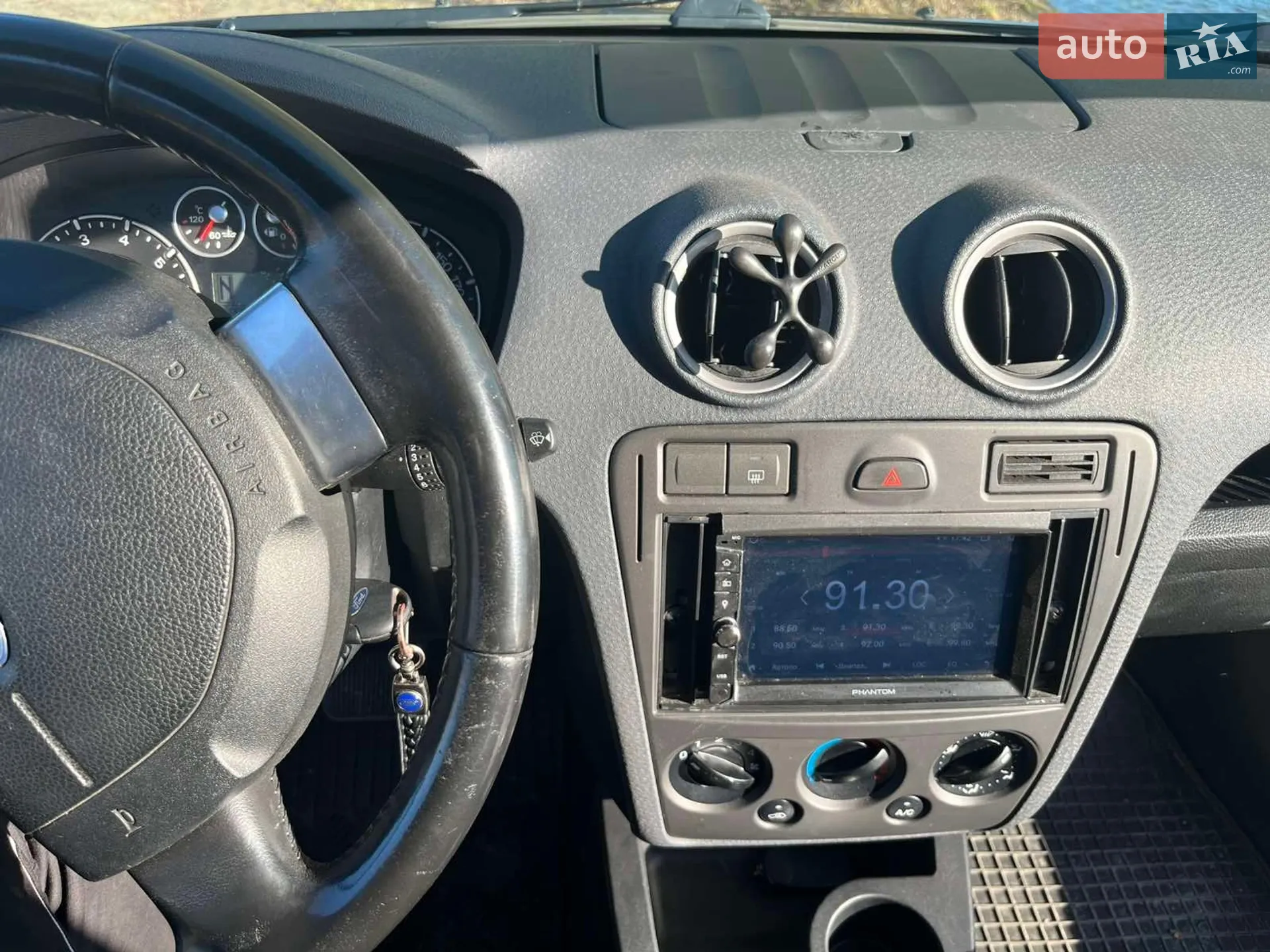 2010 Ford Fusion - мініатюра 11