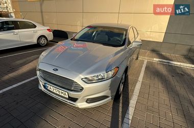 Седан Ford Fusion 2015 в Києві